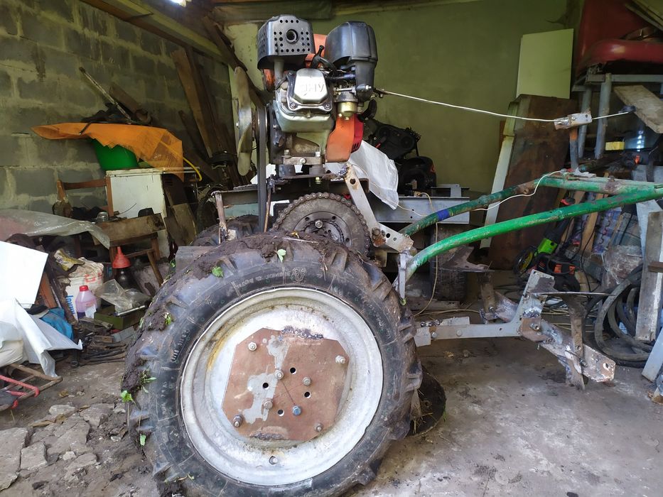 Мотоблок саморобний бензиновий 207 куб.7 к.с.