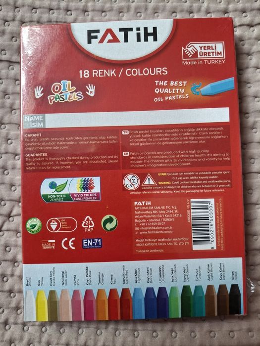 Pastele nowe, nieotwarte z folią 18sztuk