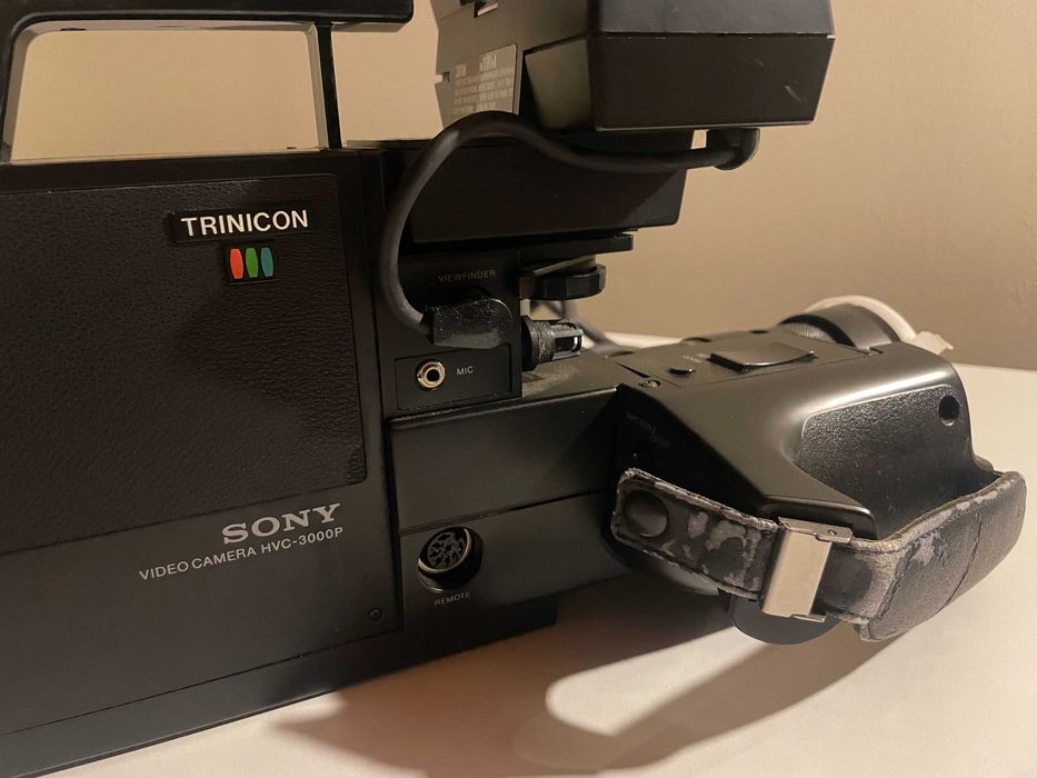 Vendo Camera Sony Trinitron HVC 3000P