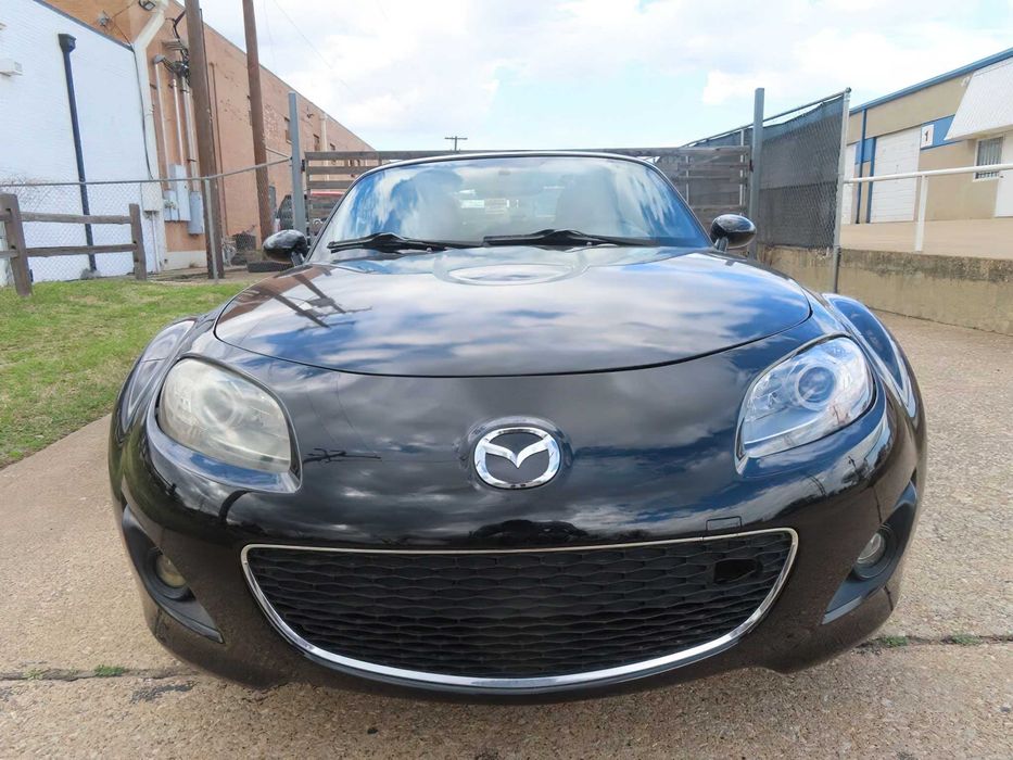 Mazda MX-5      2013