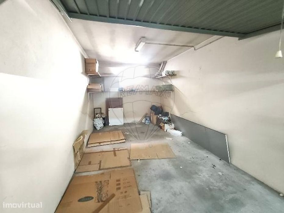 Garagem  para arrendamento