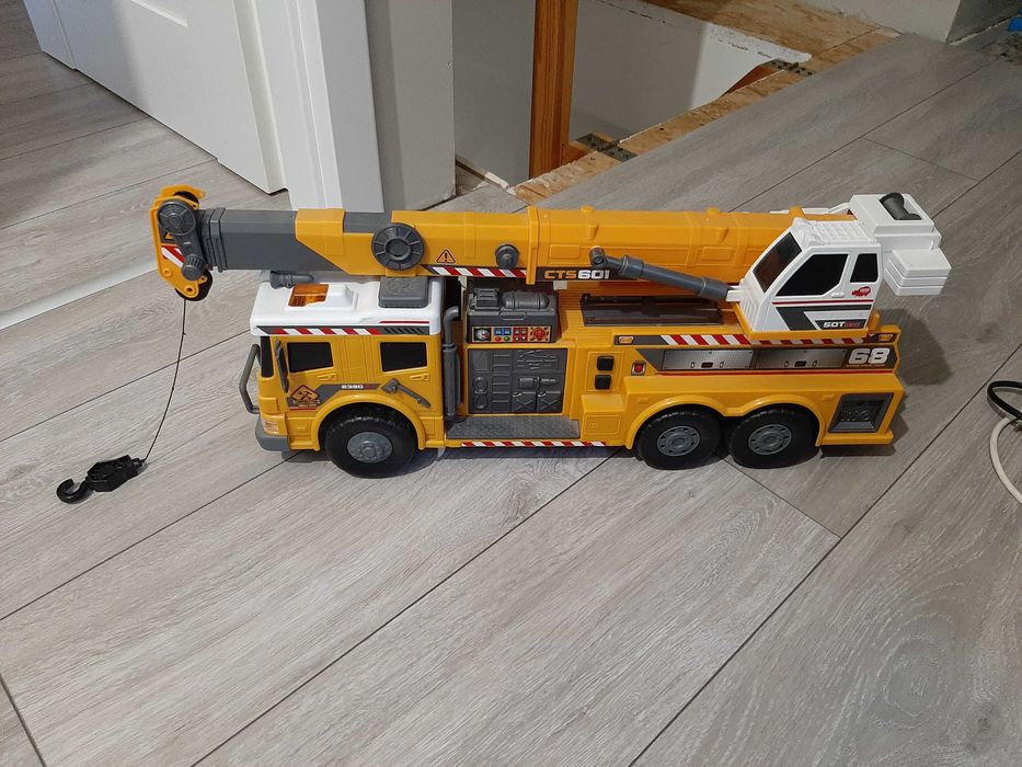 Sprzedam auto zabawkę