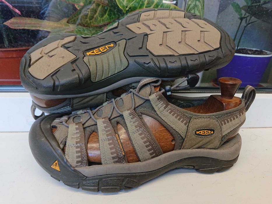 Прочные практичные удобные  сандалии "KEEN" Оригинал. 42 р.