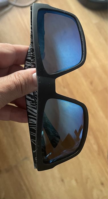 Oculos de sol polarizados