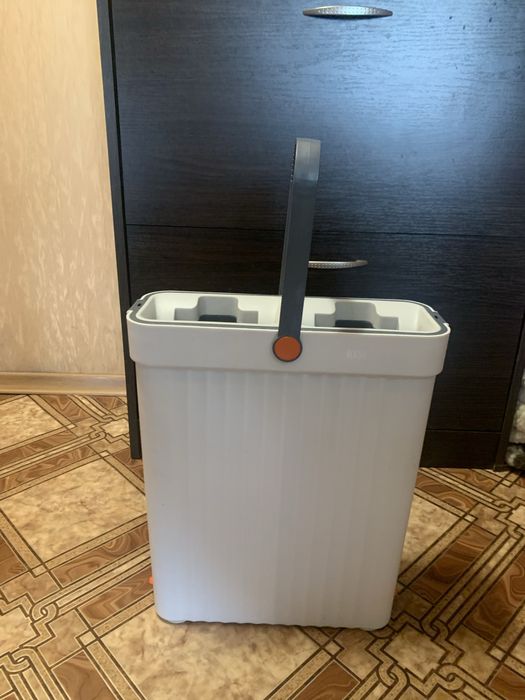 Продам ведро для швабры