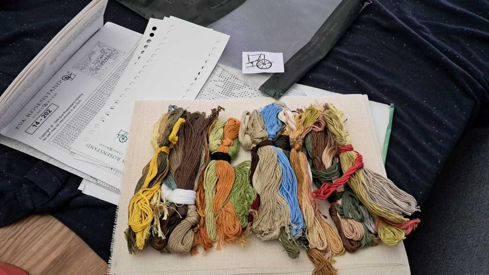 Kit Ponto Cruz Eva Rosenstand-Modelo 14-202 (cavalos e carruagem)