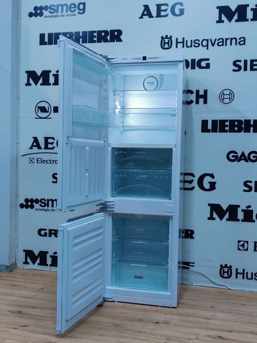 Топ! Вбудований холодильник Miele™. Bio-Fresh. No Frost. Germany.