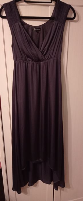 Długa elegancka sukienka wieczorowa XXS/XS