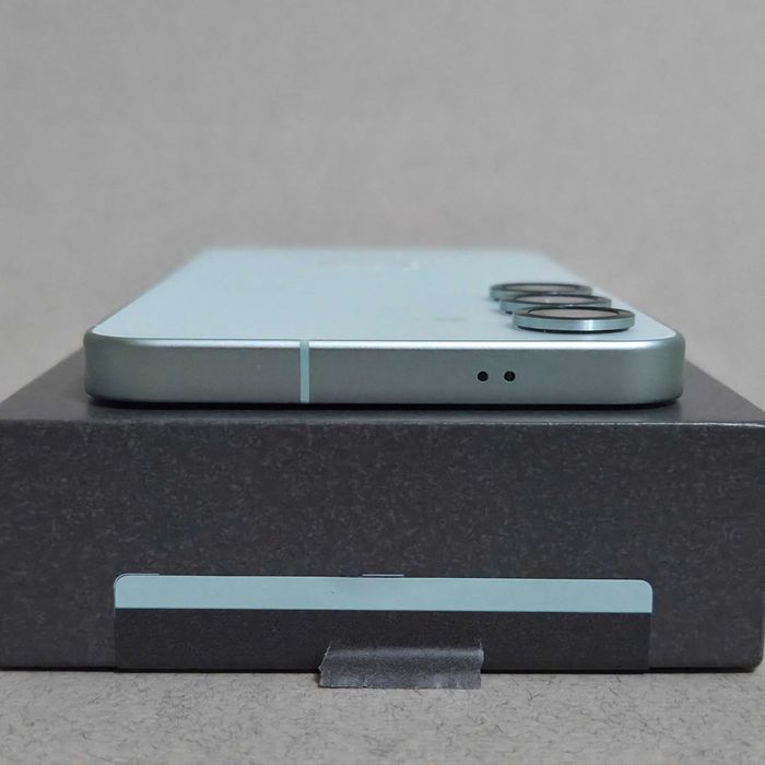 Смартфон Samsung Galaxy S25 12/256GB Mint