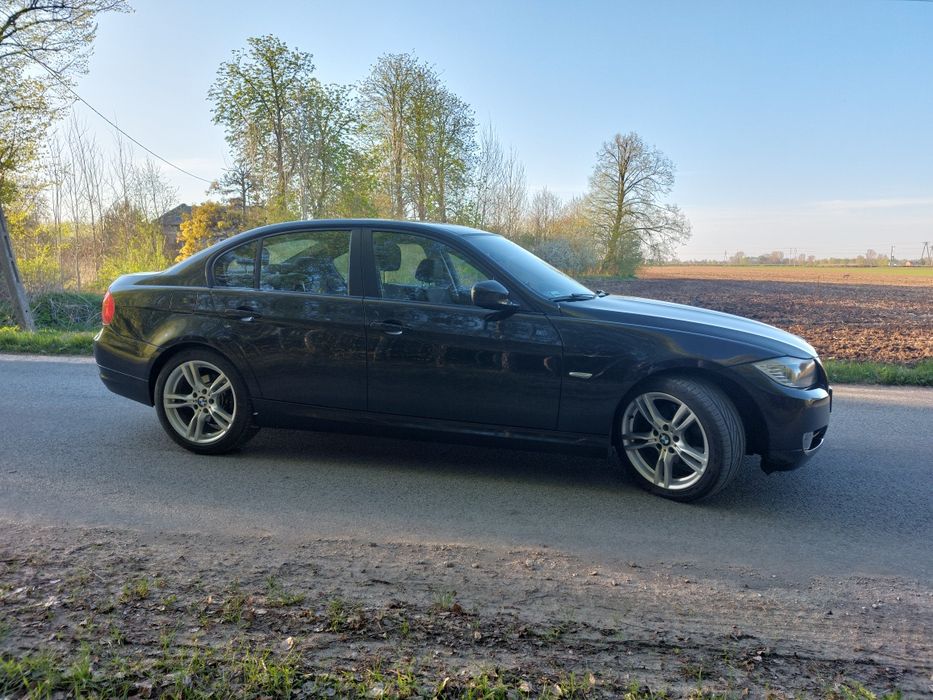 BMW e90 320d LCI 2009r
