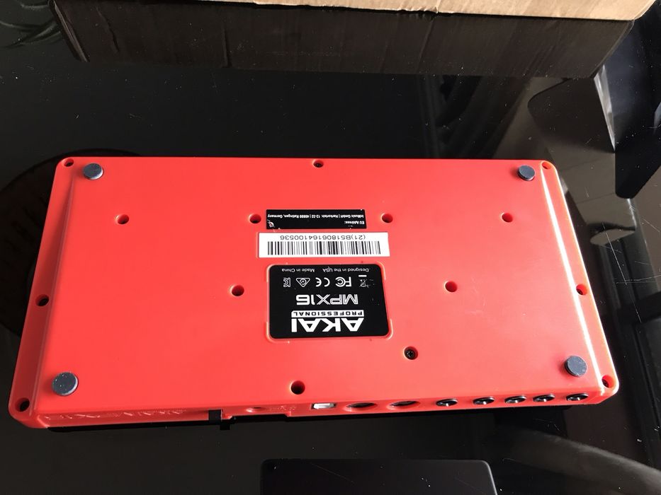 Sampler Akai Mpx16