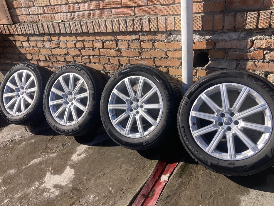 5-112 R20 + 285/45/20 Audi Q7