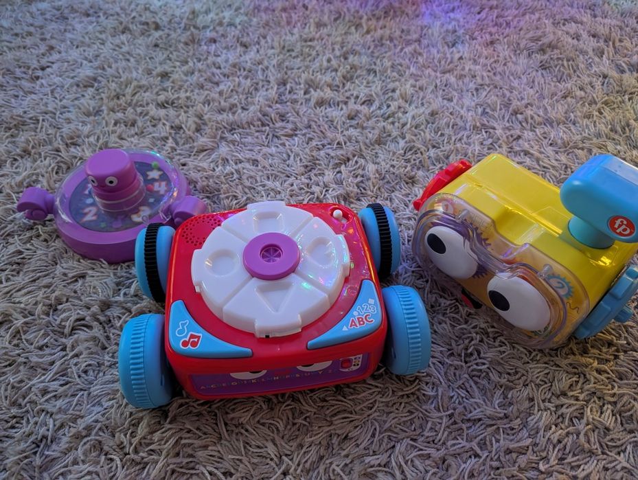 Interaktywny jeżdżący robot Fisher Price