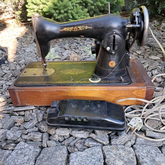 Maszyna do szycia 1960 Antyk PRL