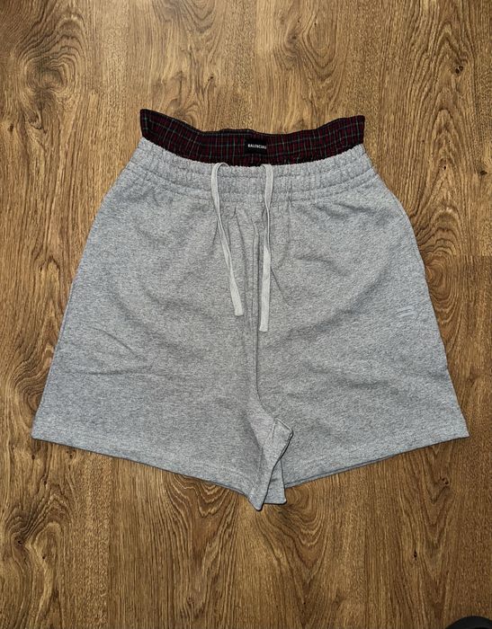 Шорти balenciaga