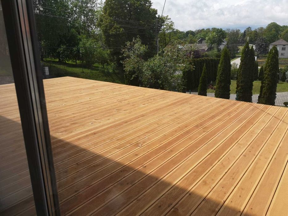 Deska tarasowa Modrzew Syberyjski ryflowana/gładka