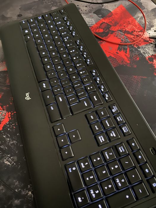 Klawiatura Logitech K800