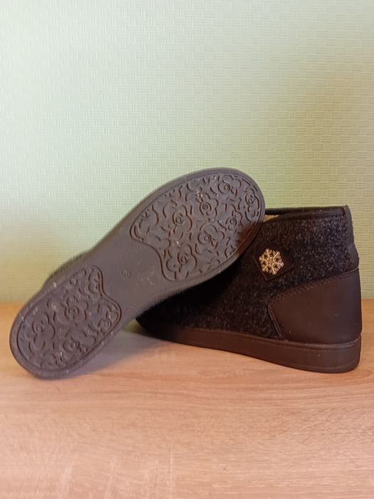 Продам бурки женские.Б/у