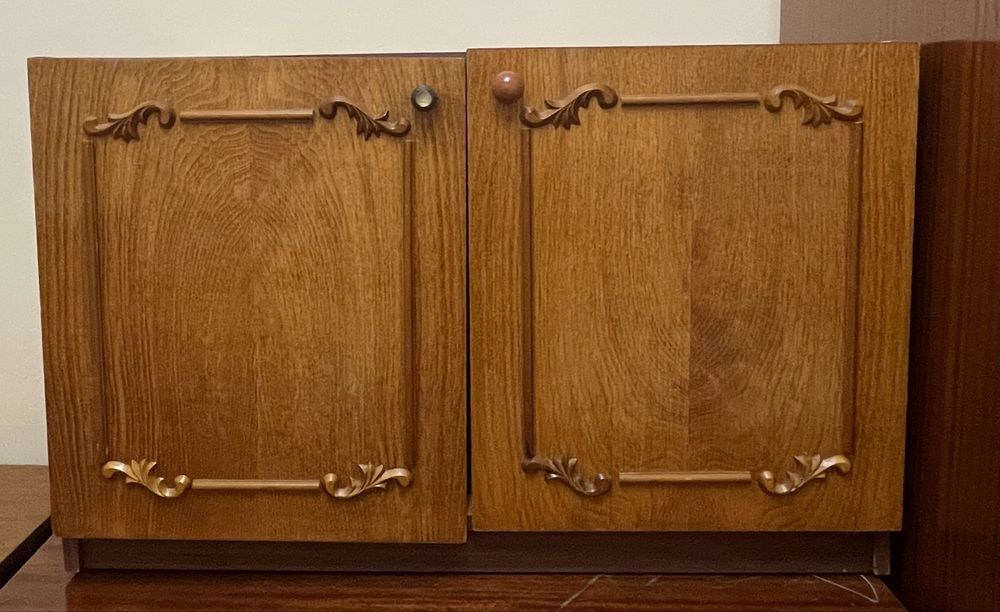 Комод та  дві тумби