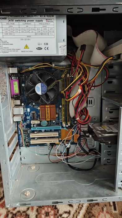 Продаю офісний комп'ютер