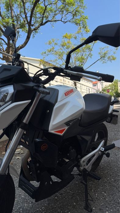 Keeway RKS 125 - 2025 Ainda com garantia