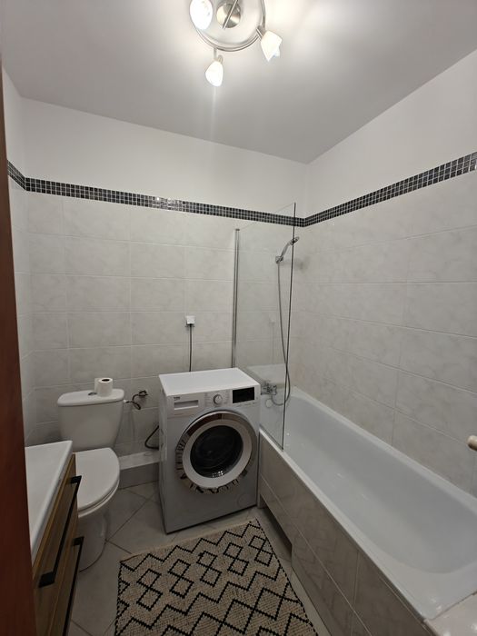 Przestronne mieszkanie 52 m², klimatyzacja, blisko centrum.