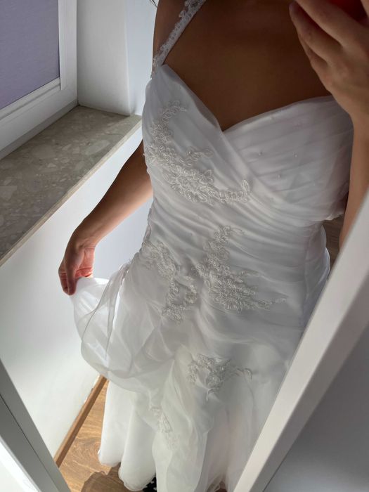 Suknia ślubna z koronką i ramiączkami lekka, romantyczna rozmiar S-M