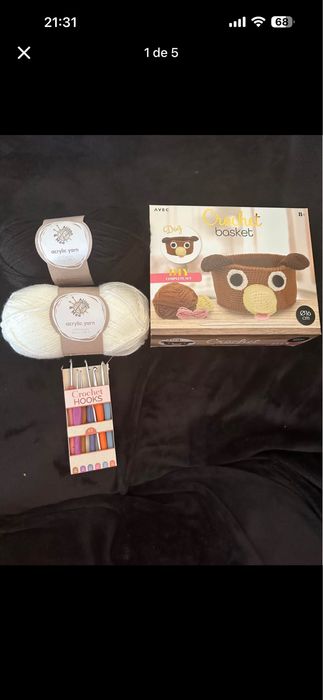 Kit de crochê com agulhas e lã