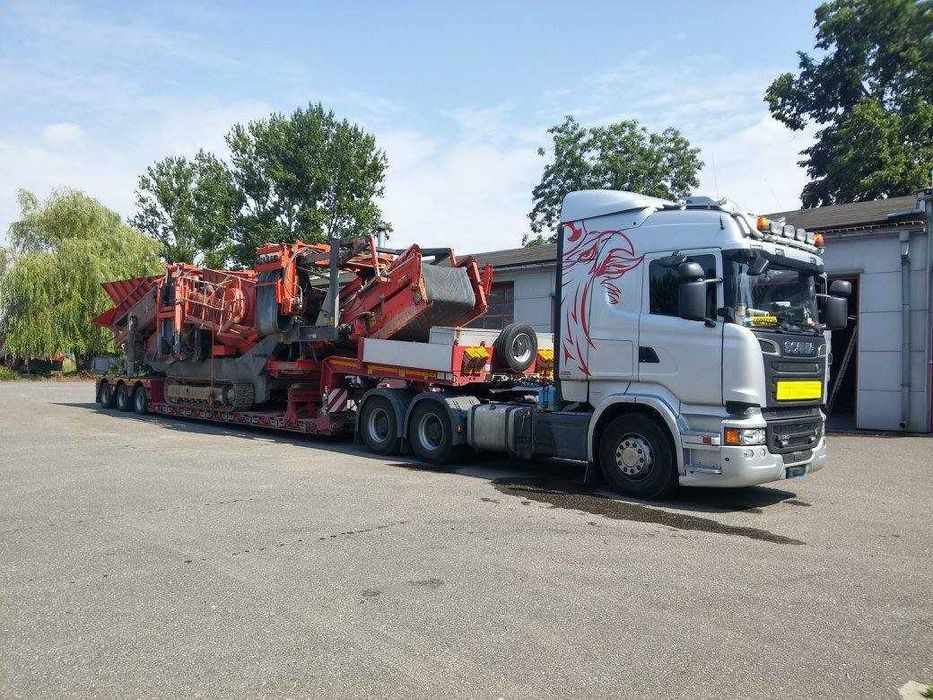 Негабаритні перевезення — низькорамний трал, площадка, платформа