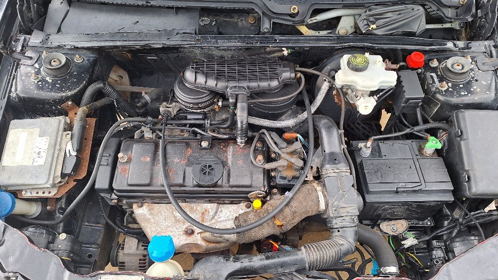 Peugeot 106 1.1 - Ano 1999