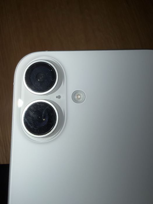 iPhone 16 Plus 93%
