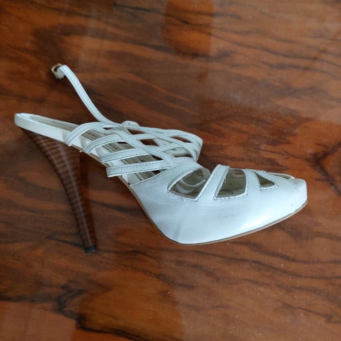 Стильні Босоніжки