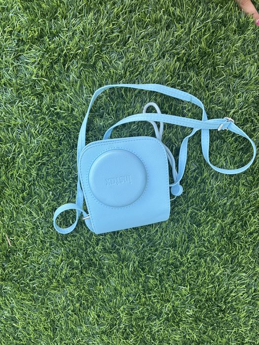 Vendo polaroid instax azul com bolsa mas sem cargas