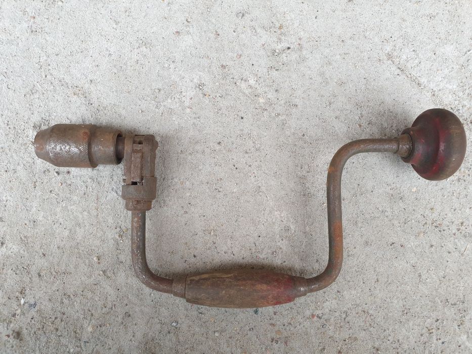 Stary wkrętak wiertarka