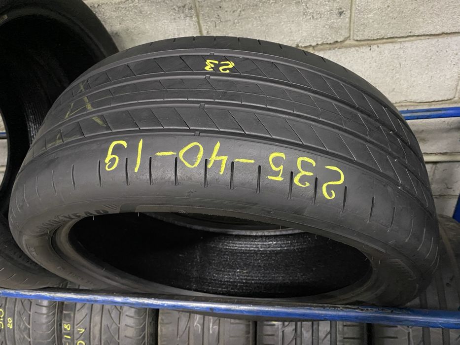 Літні шини 235/40 R19 (96W) GOOD YEAR
