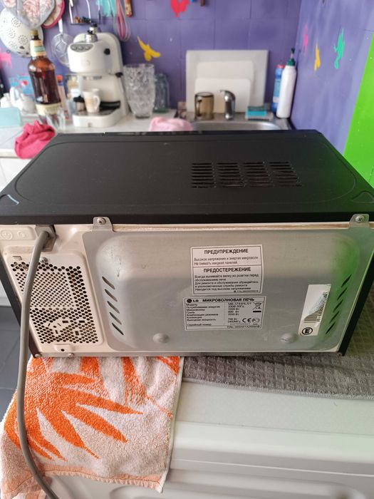 Микроволновка LG