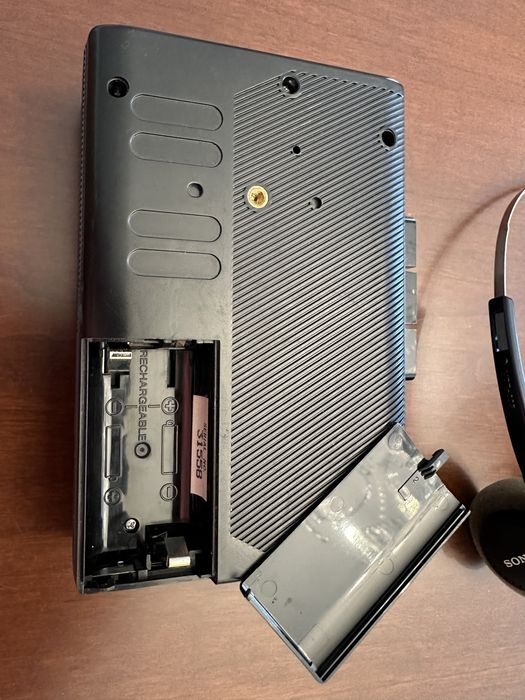 Sony WM-F32 Walkman Vintage, FM/AM Rádio Cassette Player