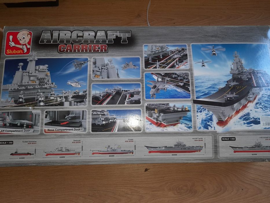 Puzzle em Lego (Porta-avioes)