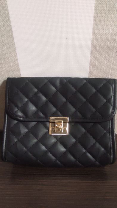 Продам сумку нова