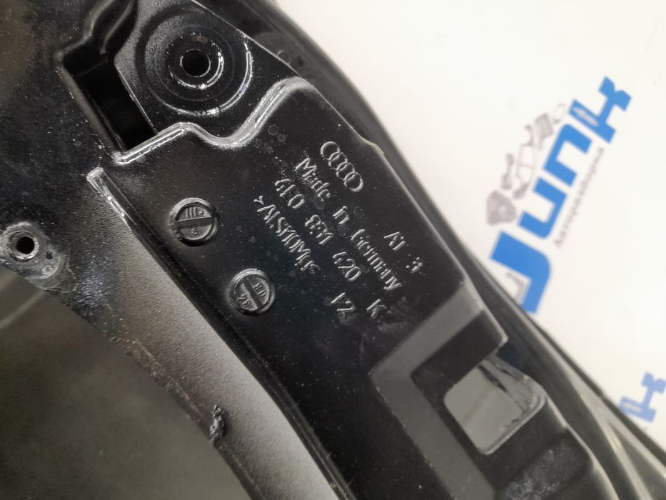 Дверь передняя правая 4E0831052C для Audi A8 D3 2002-2009