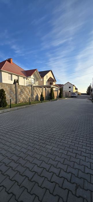 Дуплекс (пол дома) Червоный Хутор, дом с ремонтом, таунхаус