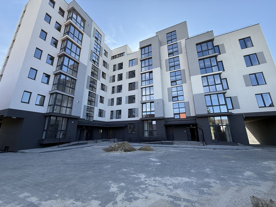 Продам 2к квартиру в новобудові в центральній частині міста