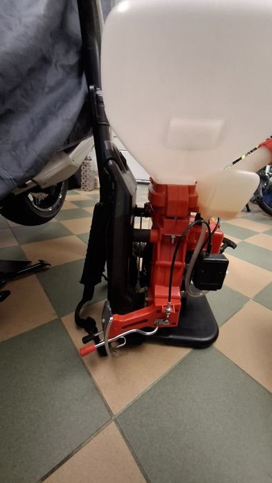 Opryskiwacz spalinowy  Garden Field