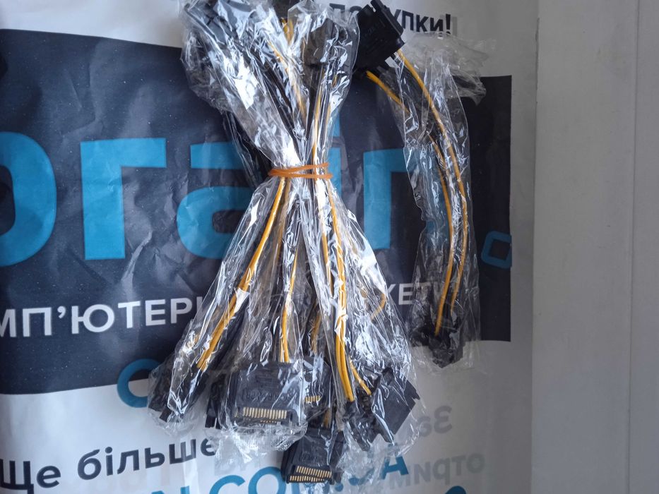 Кабель живлення для відеокарти  2 x SATA (F) to PCIe 8-pin норм. жили
