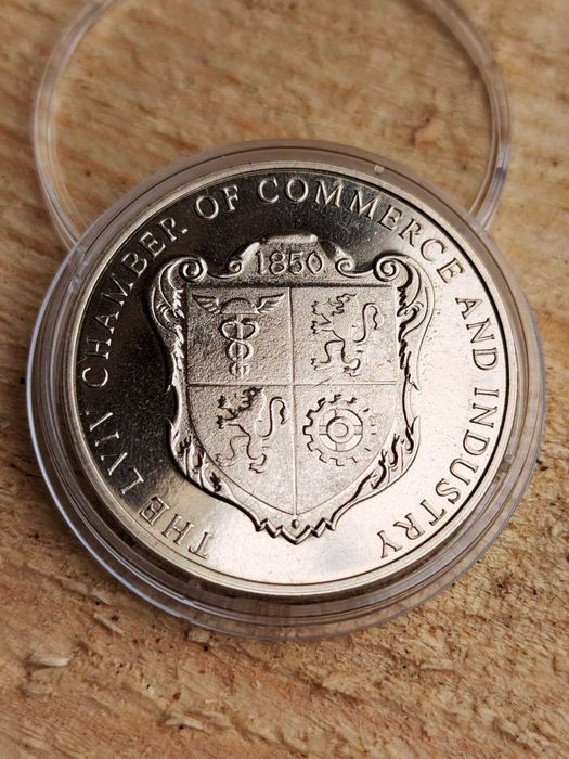 Колекційні медалі Львівського заводу Топаз