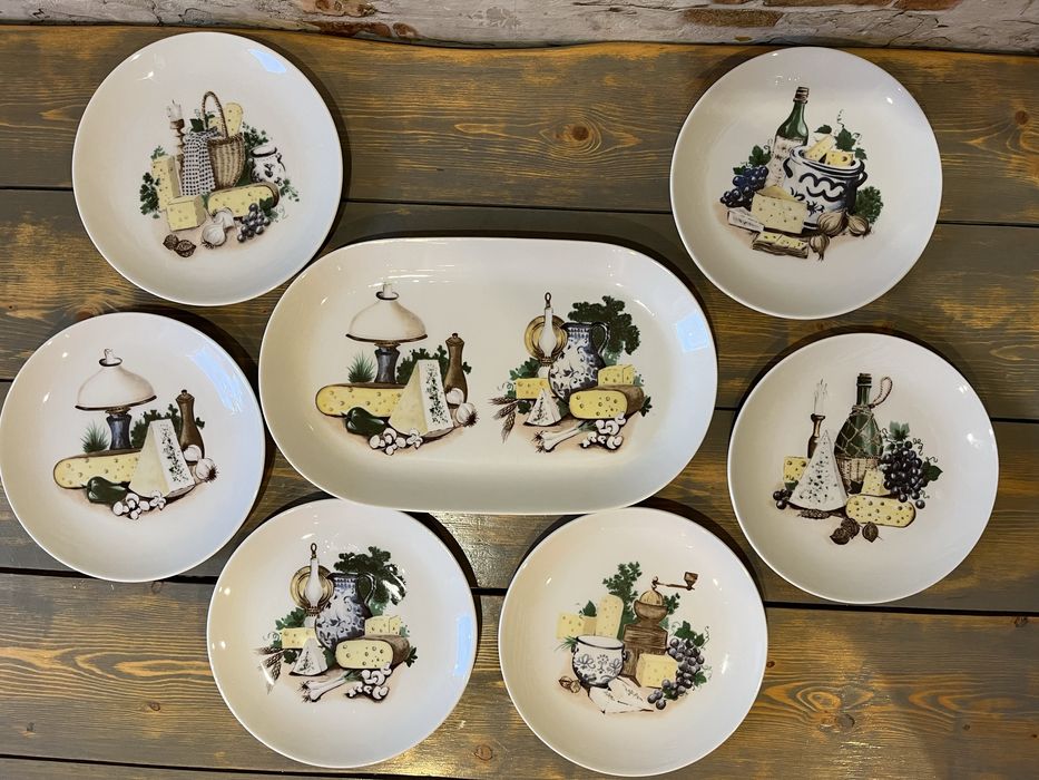 Набор из 6 тарелок и одного блюда. Kahla Германия.