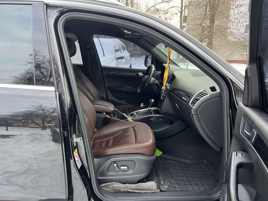 Audi Q5 2012 г.в 2.0 ТДІ дизель. Готов рассмотреть обмен