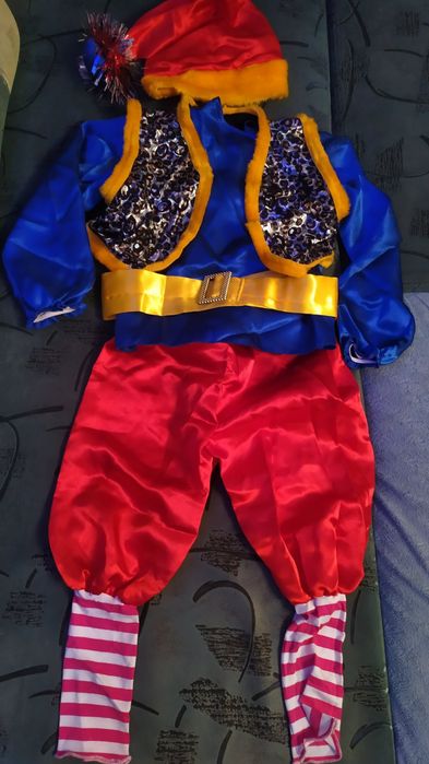 Прокат карнавальних костюмів