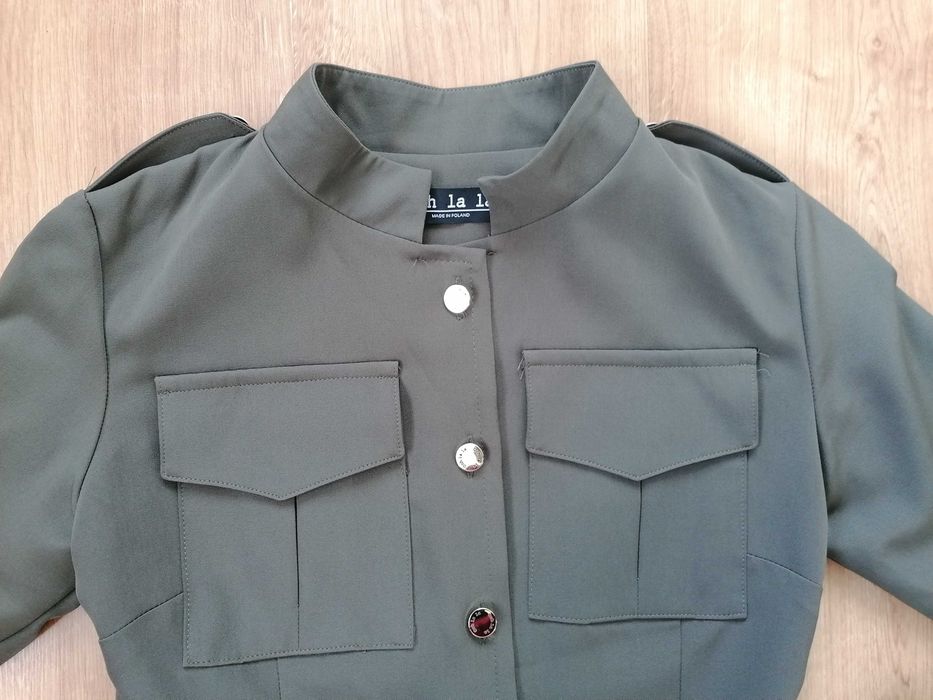 Sukienka szmizjerka w stylu Militarnym by Oh la la r. 36/ S