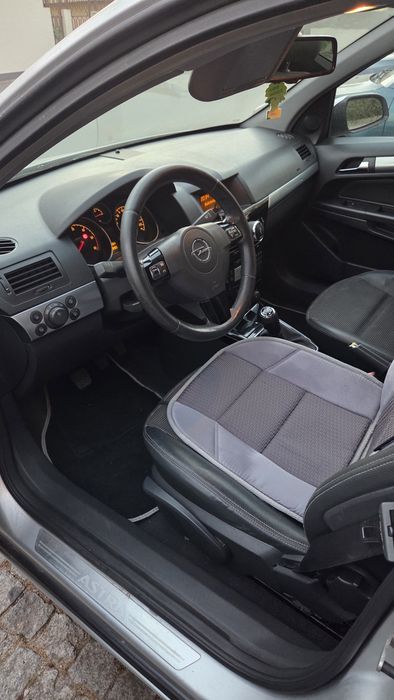 Opel Astra Caravan